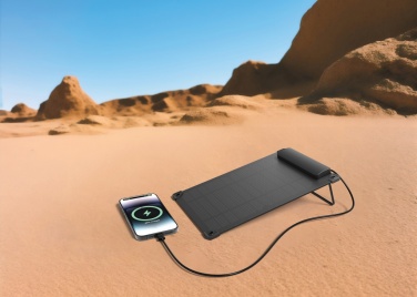 Logotrade Firmengeschenke das Foto: Solarpulse 5W tragbares Solarmodul aus RCS rPlastik