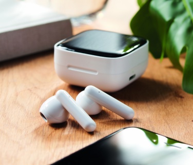 Logotrade Firmengeschenke das Foto: TWS Ohrhörer Set Solar