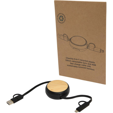 Logotrade Werbegeschenke das Foto: Chechia 100cm 5-in-1 Kabel aus recyceltem Kunststoff, einziehbar, für Datenübertragung und 45W Schnellladung mit Bambusdetails