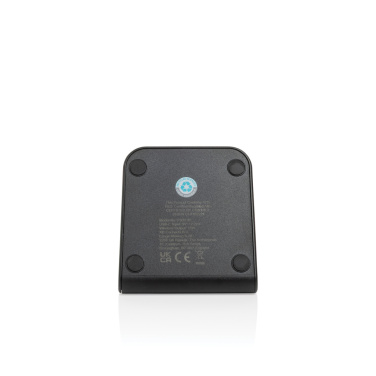 Logotrade Firmengeschenke das Foto: VoltPerch 15W magnetischer Wireless Charger aus RCS rec. ABS