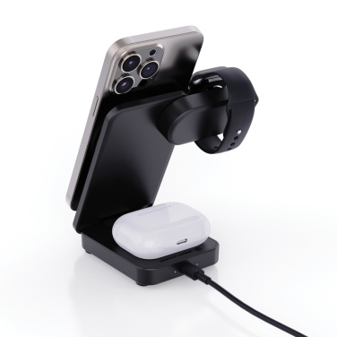 Logotrade Logogeschenke das Foto: Urban Vitamin Arcadia 15W 3in1 Magnet-Charger aus RCS rABS