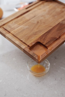 Logotrade business gift image of: VINGA Buscot Utility Cutting Board