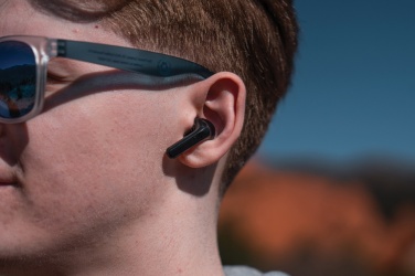 Logotrade promotional merchandise image of: Skywave RCS recycled plastic solar earbuds