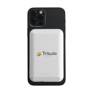 Logo trade promotional gifts image of: Force Magnetic RCS Recycled Wireless Powerbank 5000