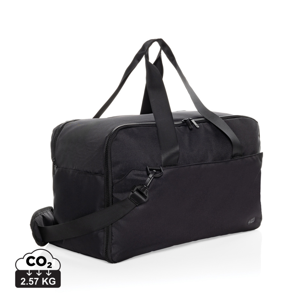 Logotrade promotional item image of: Swiss Peak Aware™ RPET 15.6 inch laptop weekend bag