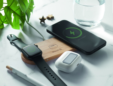 Logo trade promotional gift photo of: 3 in 1 15W wireless charger