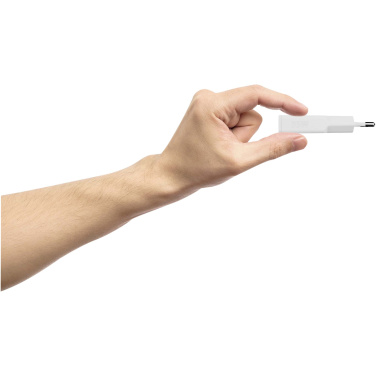 Logo trade promotional giveaways image of: Xtorm XG2SL033 Go2 SlimLine 33W charger 