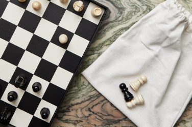 Logo trade meened foto: VINGA Chess kohvilauamäng