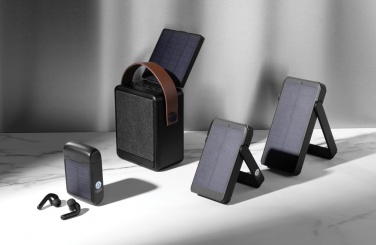 Logotrade reklaamtooted pilt: Skywave RCS taaskasutatud plastist päikeseenergiapank 10000 mAh