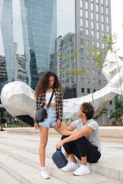 Logotrade firmakingi foto: Kast Sling