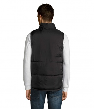 Logotrade ärikingituse foto: SOE tepitud Bodywarmer vest