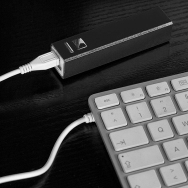 Logo trade reklaamkingitused foto: Metallist akupank PORT HOPE 2200mAh