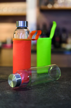 Logotrade ärikingid pilt: Klaaspudel Klagenfurt roostevabast terasest korgiga 500 ml