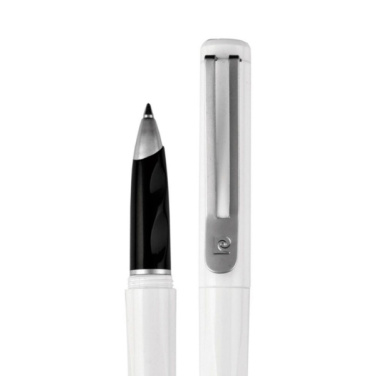 Logotrade meened pilt: Rull GIRONDE Pierre Cardin