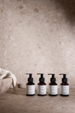 Logotrade reklaamkingituse foto: VINGA x TGL keha- ja kätehoolduskomplekt