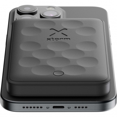 Logo trade mainoslahjat ja liikelahjat kuva: Xtorm FS5W051+C129 5 000 mAh:n magneettinen langaton varavirtalähde