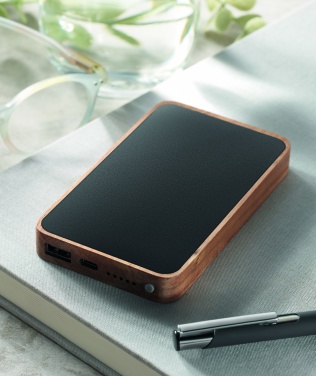 Logotrade mainostuote tuotekuva: 4000 mAh varavirtalähde