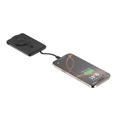 Logotrade liikelahjat kuva: Urban Vitamin Redwood 5in1 5000mah 20W PD tehopankki