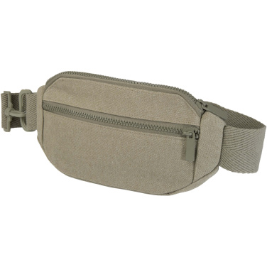 Logotrade mainoslahjat kuva: Crescent 500 g/m²:n Aware™ kierrätetty crossbody-laukku