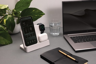 Logotrade firminės dovanos nuotrauka: Joltz RCS perdirbto plastiko dvigubas 15 W įkroviklis su iWatch lizdu