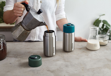 Logotrade verslo dovanos nuotrauka: Black+Blum izoliuotas nepralaidus kelioninis puodelis iš nerūdijančio plieno