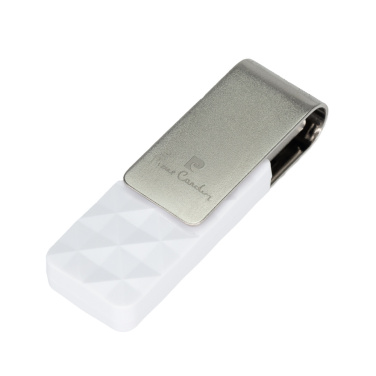Logotrade ziemassvētku dāvanas foto: PENDRIVE PIERRE CARDIN USB 32GB