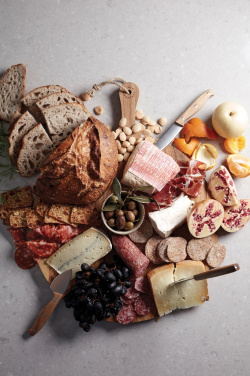 Лого трейд pекламные подарки фото: VINGA Buscot круглая сервировочная доска