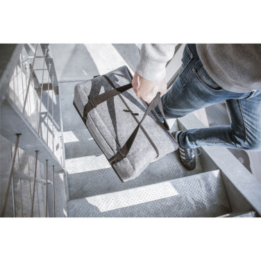 Лого трейд бизнес-подарки фото: Дорожная сумка Feltro GRS RPET Weekend Bag