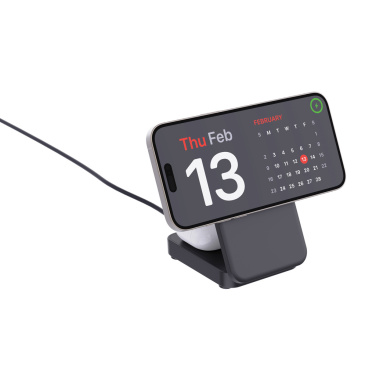 Лого трейд pекламные продукты фото: Магнитное зарядное устройство Urban Vitamin Arcadia RCS из пластика 15 Вт 3-в-1