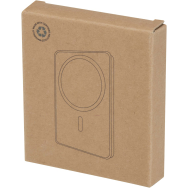 Логотрейд pекламные cувениры картинка: Acrab магнитное беспроводное портативное зарядное устройство емкостью 5000 мАч, мощностью 15 Вт, с питанием 20 Вт — изготовлено из переработанного пластика