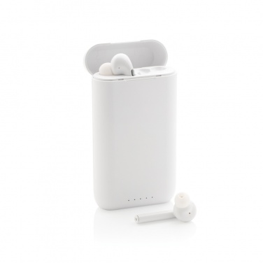 Logotrade kampanjprodukter bild: Liberty TWS öronsnäckor med 5.000 mAh powerbank