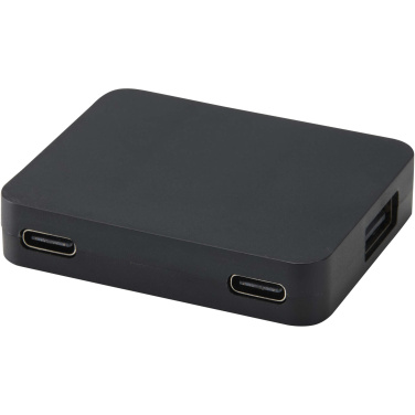 Logotrade kampanjprodukter bild: Gaia 4-portars USB-hubb med USB-A- och Typ-C-utgång och dubbla ingångar – tillverkad av återvunnen plast