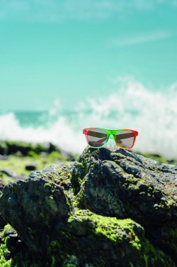 Logotrade kampanjprodukter bild: Solglasögon med UV400-skydd