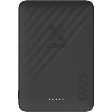 Logotrade reklamprodukter bild: Xtorm Go2 trådlös powerbank på 15 W, 5 000 mAh