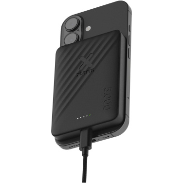 Logotrade profilprodukter bild: Xtorm Go2 trådlös powerbank på 15 W, 5 000 mAh