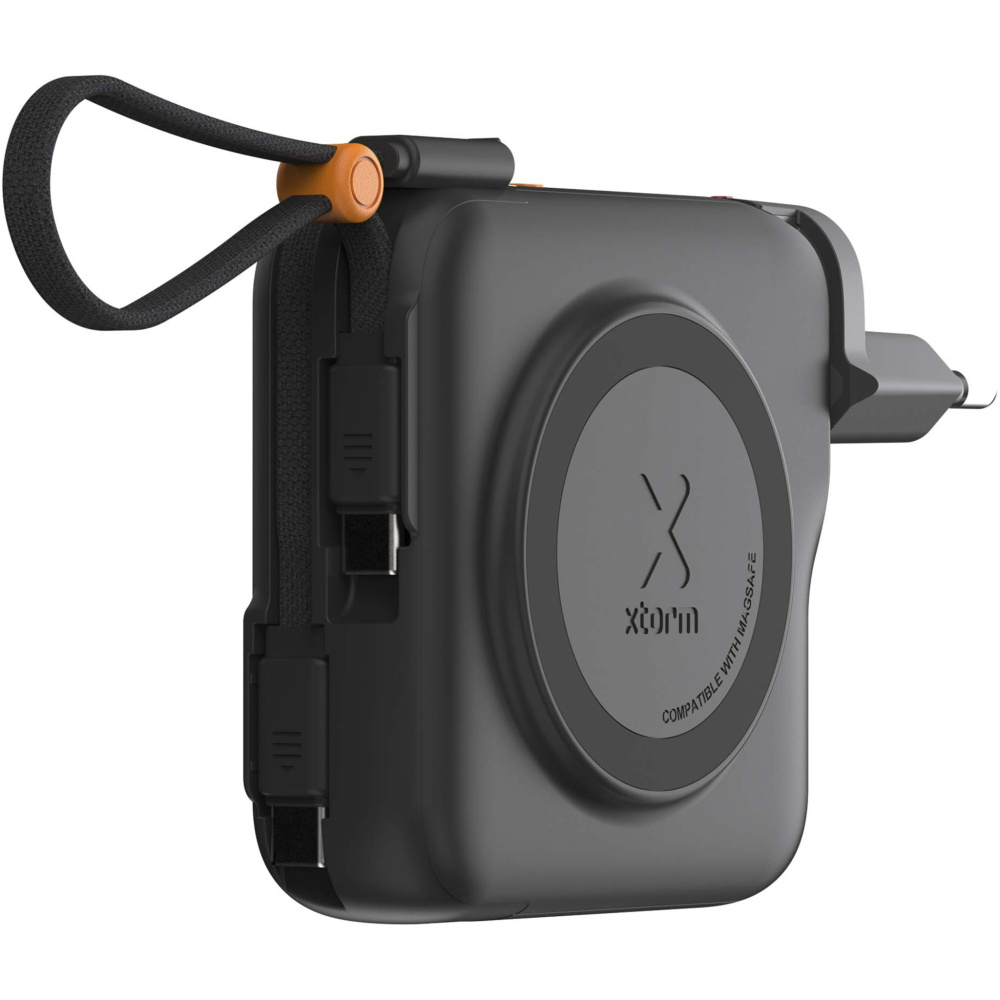 Logotrade profilreklam bild: Xtorm TravelPro 30 W 3-i-1-reseladdare på 10 000 mAh